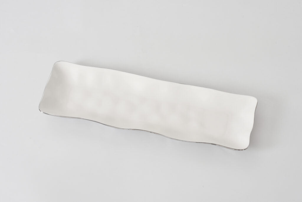 Thin and Simple-Rectangular Serving Piece
